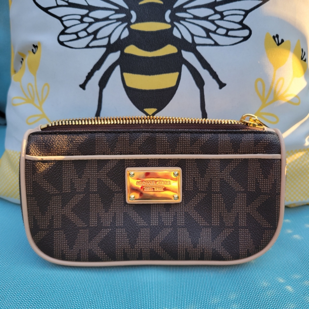 Michael Kors Makeup Case